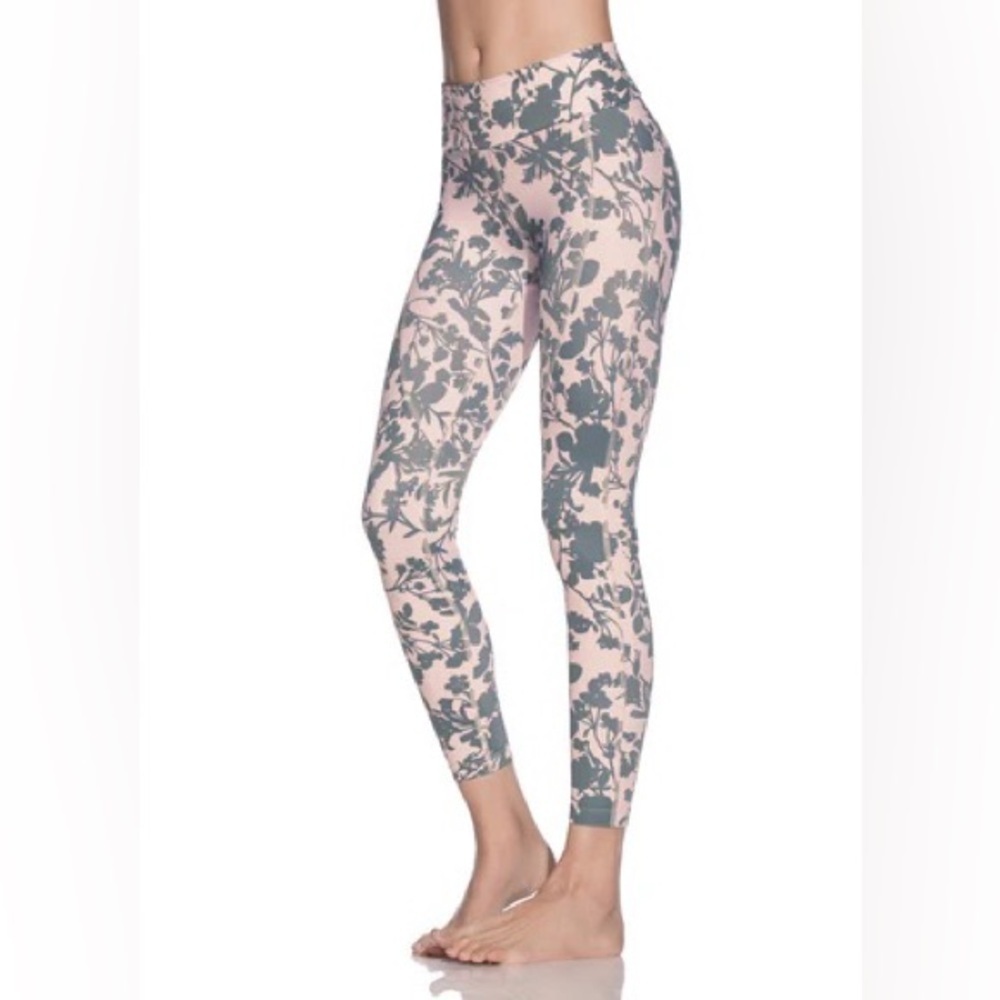 Maaji Dazzling Botanic Blush Mid Rise Leggings